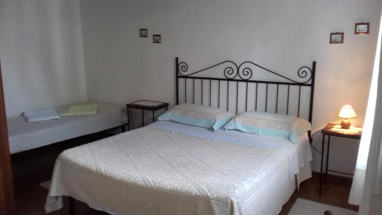B&B Is Camminantis Nurallao Exterior photo